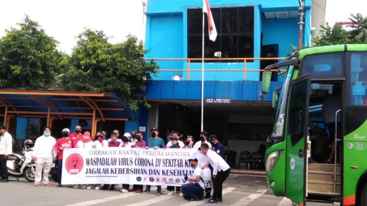 Gerakan Rakyat Peduli Bangsa adakan Baksos di Terminal Senen dan Kampung Melayu
