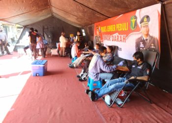 Lawan Covid-19, Polres Jember Lakukan Peduli Donor Darah