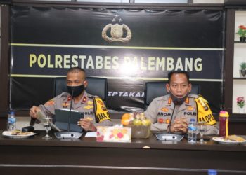 Wakapolda Sumsel Didampingi Kapolrestabes Palembang Pimpin Rapat Pendistribusian Bantuan Dapur Umum Bagi Masyarakat Terdampak Covid-19