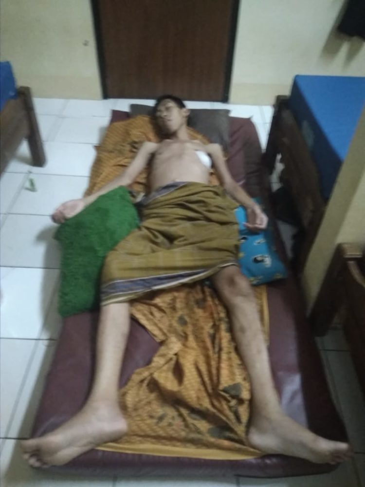 Nazaruddin Warga Kampung Gunung Labuha, Diduga Salah Vonis Penyakit Oleh Dokter Kini Terdampar Di RS Cipto Jakarta