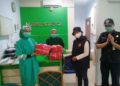 Relawan Haidar Alwi Care Baksos Donasi Ratusan APD ke 5 Puskesmas serta RSUD Di Jakarta Timur