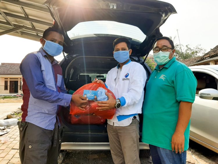 Peduli Sesama, DPD Gelora Kabupaten Serang Bagikan Sembako