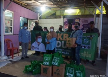 1000 Paket Sembako Disalurkan PKB Ke Guru Ngaji Dan Imam Masjid