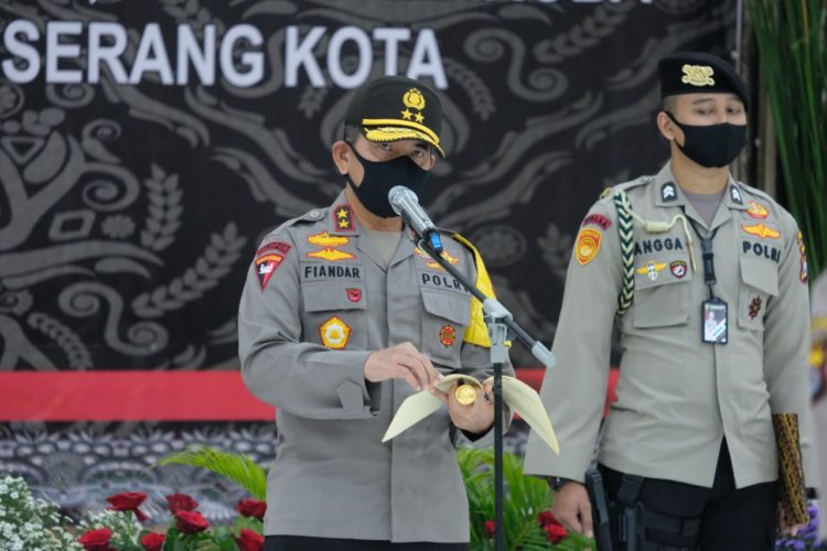 Sertijab PJU Dan Kapolres Serang Kota Di Pimpin Langsung Kapolda Banten 