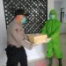 Polres Purwakarta Terus Bergerak Bersama Jajaran Polsek Kiarapedes Memberikan Bantuan Tambahaan Gizi Kepada Tenaga Medis Puskesmas