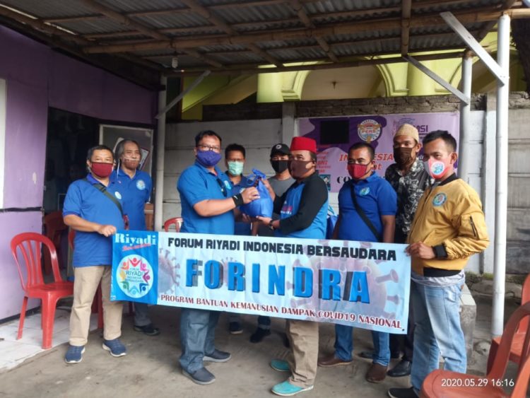 Forindra Bagikan Sembako Ke JTR Bentuk Peduli Dampak Covid-19