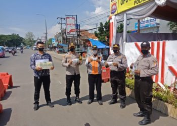 Bhayangkari Cabang Serang Kota Berikan Bantuan, Sebagai Bentuk Kepedulian Dan Perhatian Terhadap Personel