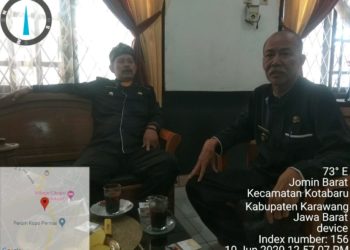 Bantuan Sosial Tunai Kemensos Di Desa Cikopo Bungursari Berikan Oleh Kepala Desa Cikopo Sekaligus Disaksikan Camat Bungursari