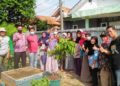 Ketua DPC Projo Purwakarta Asep Burhana Apresiasi Ibu-Ibu Terapkan Pertanian Dengan Metode Teknologi Hidroponik