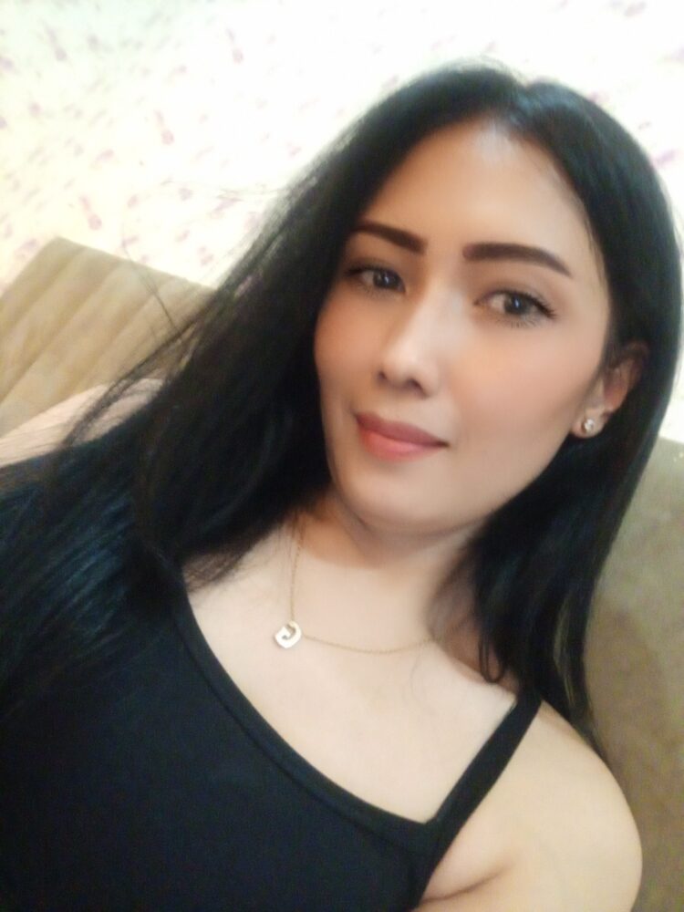 Ghea Agogo Model Sexy Yang Sudah dikenal Wartawan Foto dan Fotografer Ikutin Casting Komedi “Temu Lawak Betawi”