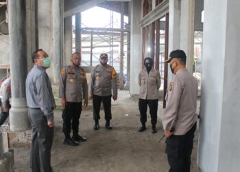Wakapolda Sumsel Didampingi Irwasda, Kabidkeu Serta Kayanma Mengecekan Pembangunan Masjid Dan Pembangunan Gedung Mapolda