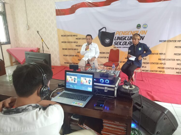 Polres Purwakarta Lakukan Pengenalan Lingkungan Sekolah (MPLS),Dengan Cara Pencegahaan Dan Pemberantasan Pencegahaan Penyalahgunaan Narkoba