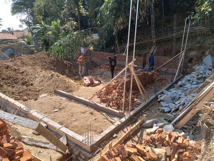 Pembangunan Gedung Sekolah SMAN Negri 2 Sukatani Di Duga Tidak Trasfaran Syarat Dengan KKN