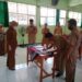 Sertijab Kepsek SMKN 2 Purwakarta Drs.Muhadi.Sp kepada Plt Kepsek Dudi Setiadi.Spd Di Suguhi Pantun dan Sajak
