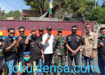 Guna Mengantisipasi Mewabahnya Covid-19, BPPKB BANTEN DPAC Sektor Kiarapedes Lakukan Penyemprotan Disinfektan