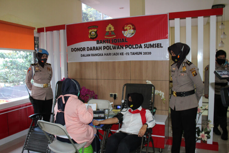 Kegiatan Bhakti Sosial Donor Darah Dalam Rangka Hari Jadi Yang ke 72 Diikuti Polwan Polda Sumsel
