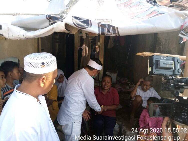 Wakil Komisi IV DPR RI H Dedi Mulyadi SH Beri Bantuan Kepada Kakek Yang Sakit Dan Cucunya Putus Sekolah