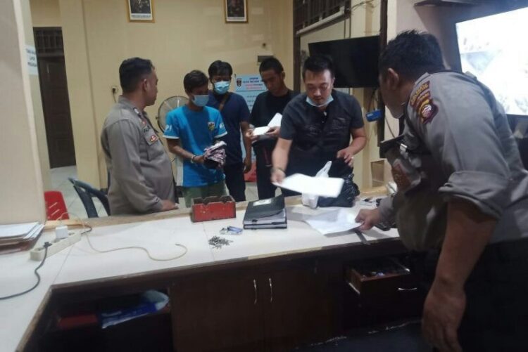 Antisipasi Penyebaran Covid-19 Polsek Pontianak Timur Perketat Pengunjung Tahanan