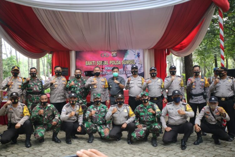 Polda Sumsel Lakukan Bakti Sosial Bersama Awak Media, LSM Dan Anak – Anak Pantih Asuhan