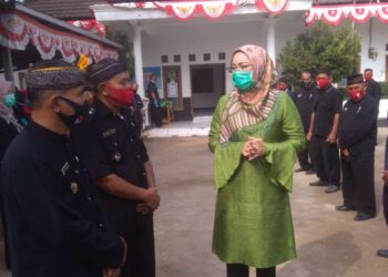 Bupati Purwakarta Serahkan Tali Welas Asih Sekaligus Resmikan Tk,Sd,SLTP Satap