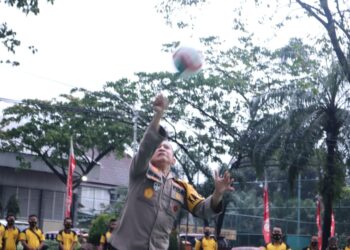Kapolda Sumsel Ikut Meriahkan Peringati Hari Olahraga Nasional ke-37