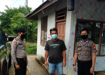 Kunjungi Wargan Kanit Sabhara Polsek Pontianak Timur Pesan Agar Mewaspadai Terhadap Situasi Kamtibmas