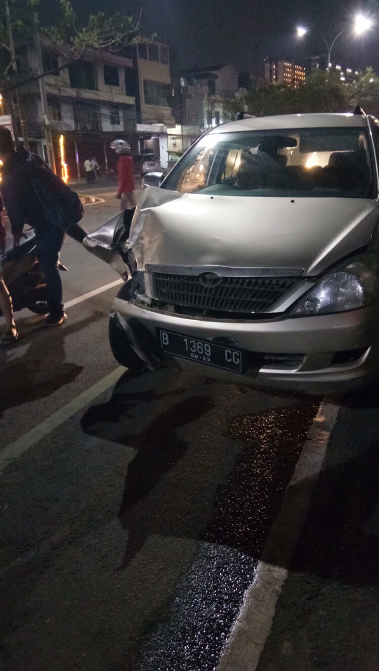 Tiga Kendaraan Terlibat Laka Lantas Depan Lapas Klas 1 Tangerang