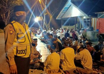 Warga Kelurahan Banjar Serasan Yasinan Dan Tahlil Serta Doakan Ibu dan Anak Korban Pembunuhan