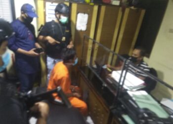 Pelaku Pembunuhan Ibu Dan Anak Di Banjar Serasan Pontianak Timur Ditangkap, Pelaku Coba Bunuh Diri