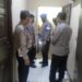 Antisipasi Barang Berbahaya : Kapolsek Pontianak Timur Periksa Semua sudut ruangan Dan Barang-Barang Para Tahanan
