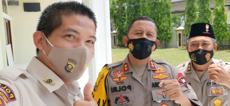 KAPOLDA SUMSEL CEK N RICEK PEMBANGUNAN MASJID ASSA’ADAH DIMAPOLDA SUMSEL