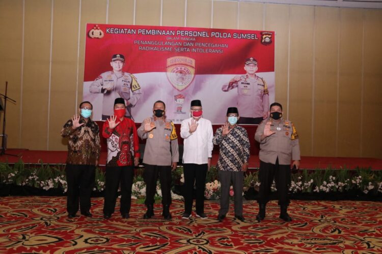 Kapolda Sumsel Menghadiri Acara Pembukaan Kegiatan Pembinaan Personel Polri