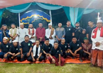 Wakil Bupati Purwakarta dan Pengurus Padepokan Telapak Suci Menghadiri Acara Memperingati Maulid Nabi SAW di Kp.Krajan Desa Margasari