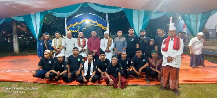 Wakil Bupati Purwakarta dan Pengurus Padepokan Telapak Suci Menghadiri Acara Memperingati Maulid Nabi SAW di Kp.Krajan Desa Margasari