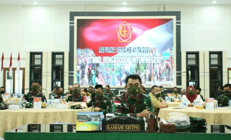 Melalui Vicon, Kasdam XII/Tpr Ikuti Rapat Paripurna TMMD ke-41
