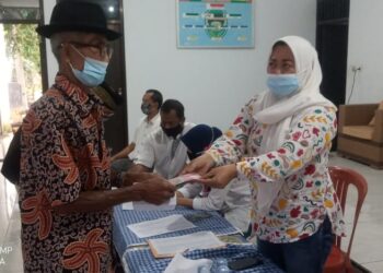 Penyaluran BLT Dana Desa Di Desa Maracang Kabupaten Purwakarta Tahap 3 Berjalan Baik