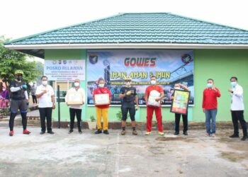 Gowes Iman, Aman dan Imun Kodam XII/TPR, Sambangi 10 Posko Satgas Covid-19 Tingkat RW