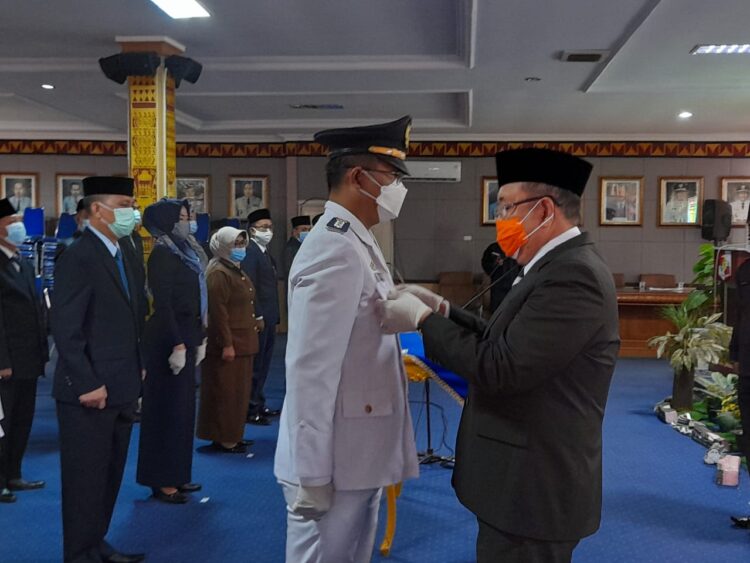 Mewakili Bupati,Sekda Lampura Melakukan Pelantikan Eselon IIIA, IIIB, Dan IVA