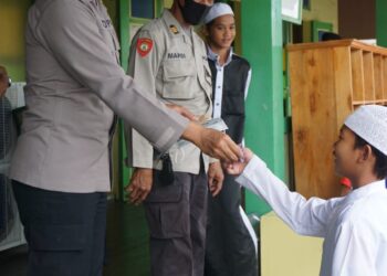 Kapolresta Pontianak Kota, KOMBES POL LEO JOKO TRIWIBOWO,.S.I.K Safari Jum’at Di Masjid Jami’ PontianakTimur