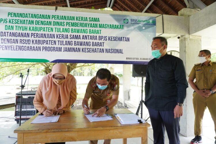 Penandatanganan Perjanjian Kerja Sama BPJS Dan RSUD Tubaba, Dihadiri Oleh Bupati Umar Ahmad
