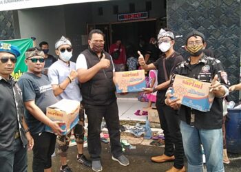 Bantu Korban Banjir, Kaperwil Jawa Barat Media Fokuslensa Bersama Ormas Banaspati Dpc Purwakarta Gelar Corporate Sosial Responsblity (CSR)