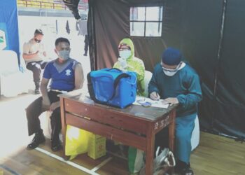 Ratusan Personil Polri Polres Purwakarta Jalani Vaksinasi Covid-19 Tahap 2