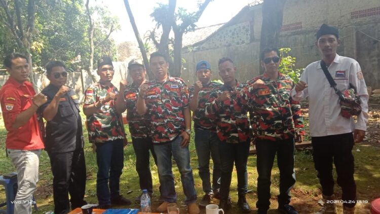 MAC LMP Bungursari Bagi-Bagi Takjil Gratis 1000 Paket