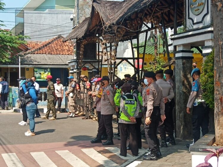 Polres Purwakarta Bersama Kodim 0619,Dishub Dan Pol PP Diterjukan Guna Pengamanan Hari Buruh Internasional