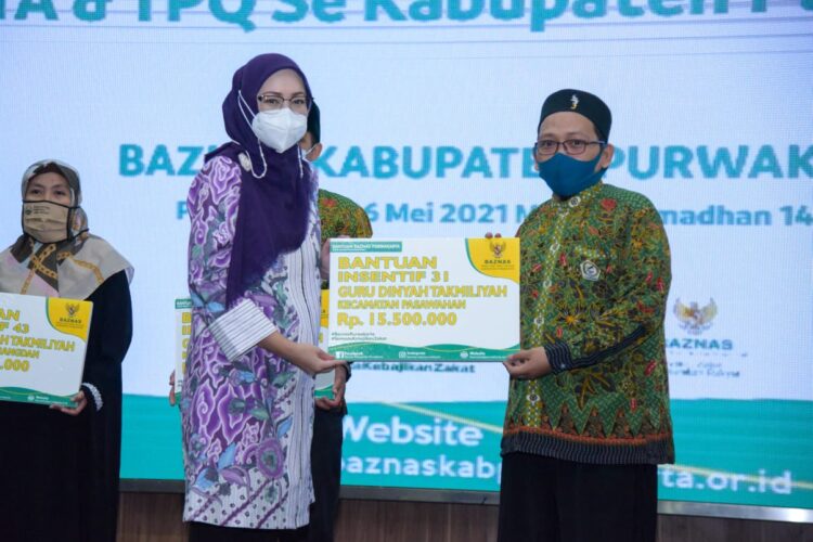 Baznas Purwakarta Salurkan Bantuan Untuk Guru DTA dan TPQ
