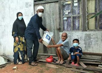 Tradisi Legaslator Partai Nasdem Bang Muhai dan Istri, Bagikan 3.000 Paket Lebaran