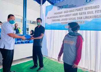 Jasa Tirta II Berbagi Sembako di Bulan Ramadhan