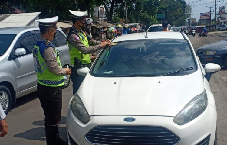 Polres Lampung Utara Pantau Arus Balik