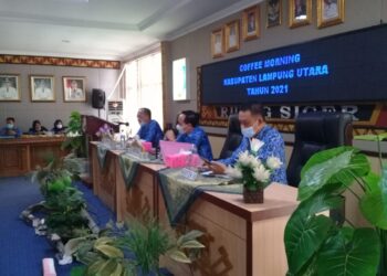 Mewakili Bupati, Asisten I Meninstrusikan Kepada Seluruh Aparatur Sipil Negara Melakukan Evaluasi Kinerja Guna Menyelesaikan Program Kerja Seluruh Perangkat Daerah