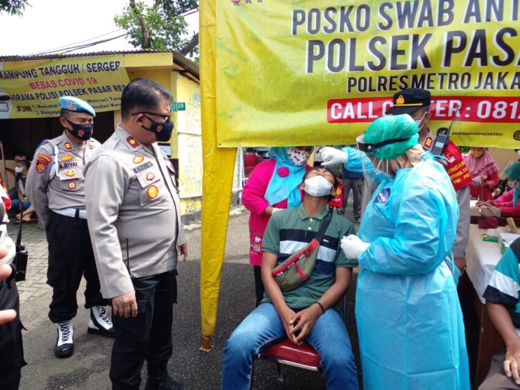 Posko Swab Antigen Polsek Pasar Rebo Mendapat Apresia dari Masyarakat